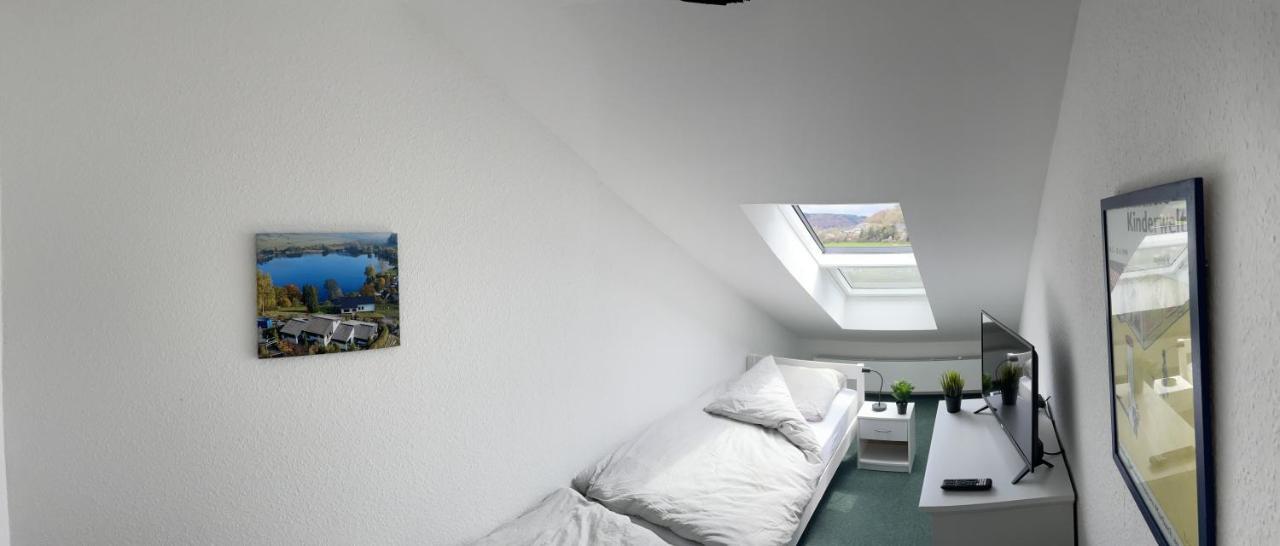 Traumhaus Am Wald 2 Apartment Daun Exterior photo