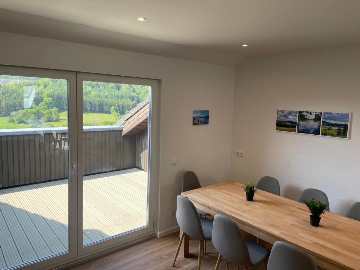 Traumhaus Am Wald 2 Apartment Daun Exterior photo